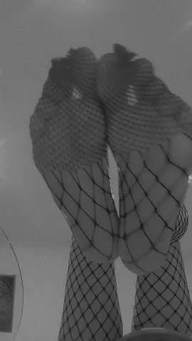 Lilybee24 — Streamate Photos