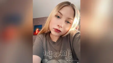 KimbraNolazco — 1