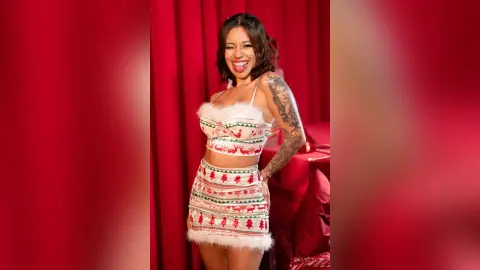 SylvieFox — Merry xmas 🎄