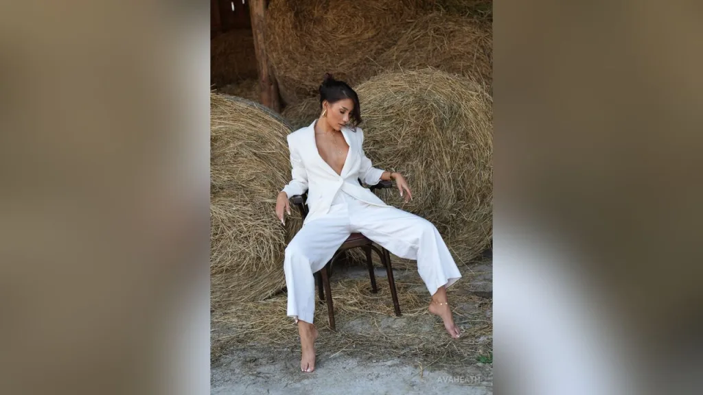 AvaHeath β Country cutie