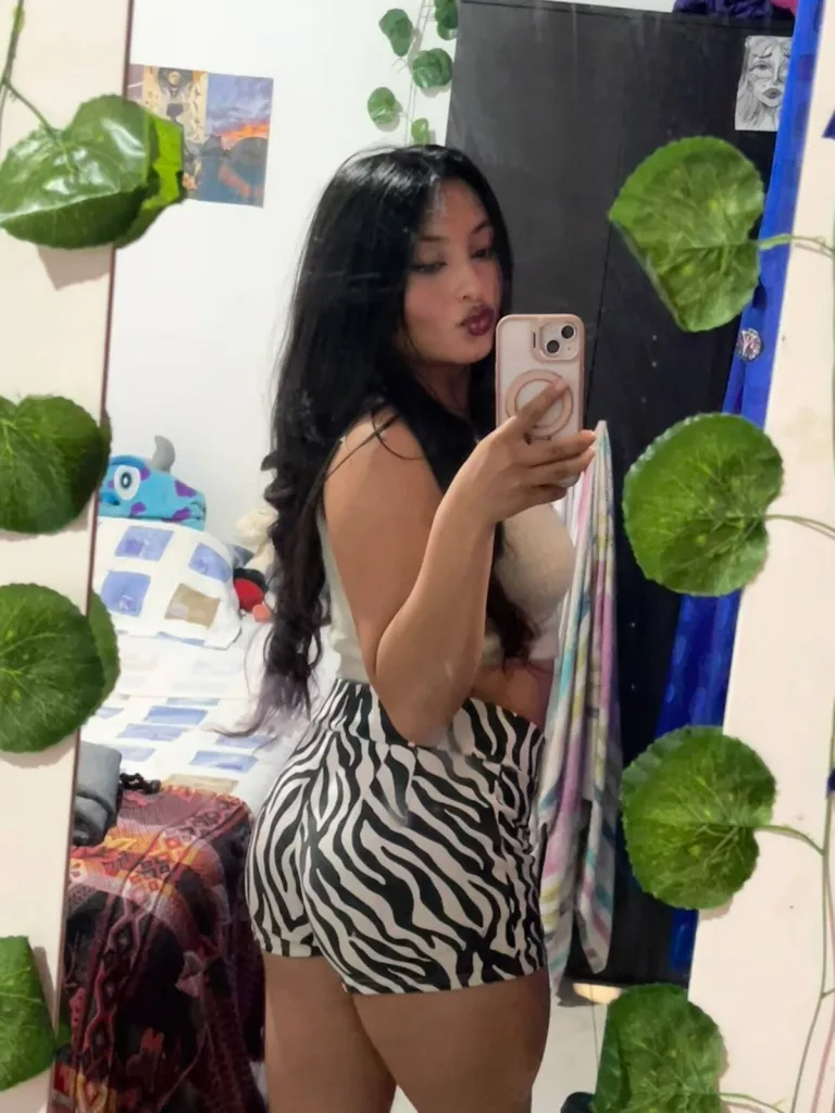 CataliinaEvanss — Streamate Photos