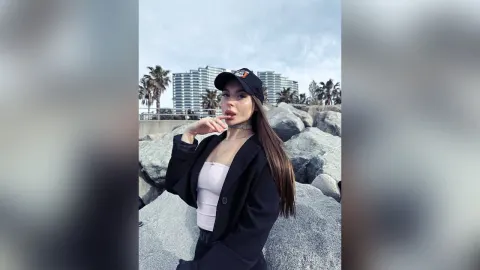 AdelinaMurr — 😎