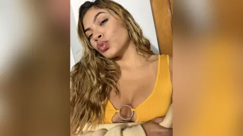 AliceHazel — 🧡💛