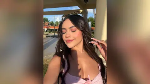 CatalinaDalessio — Petals🌸