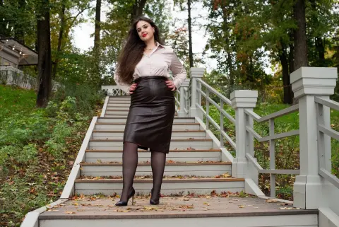 StepMomNextDoor — Streamate Photos