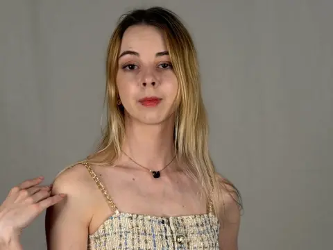 MarieWard cam model