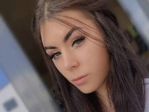 MellieKastor cam model