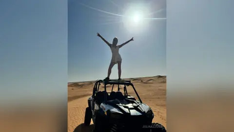 JuliaAzzuro — Desert