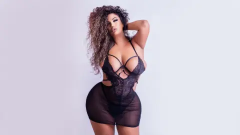 LivSummers — Streamate Photos