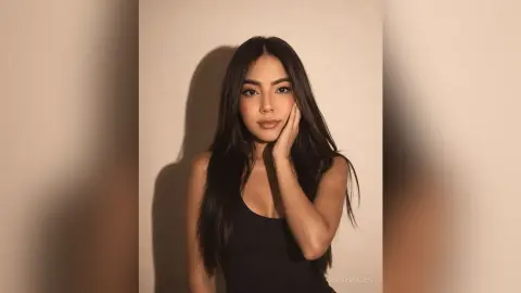 ChloeMilles — Cute but not innocent👀