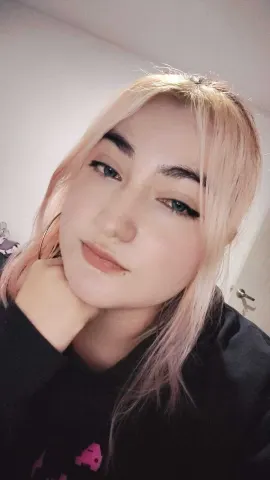 LeiahOrange — Streamate Photos