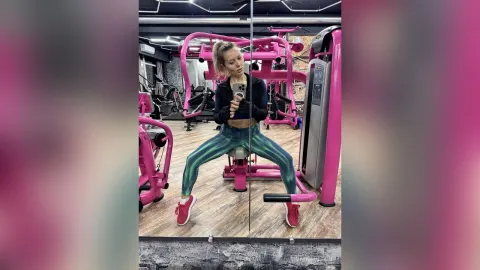 MonikaPeach — a little about me!!!