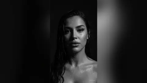 Amanda — Sweet Enough To Distract You