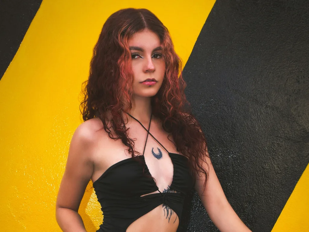 ScarletBlaze18 — Streamate Photos