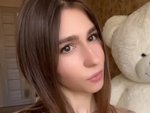 KarieChuong cam model