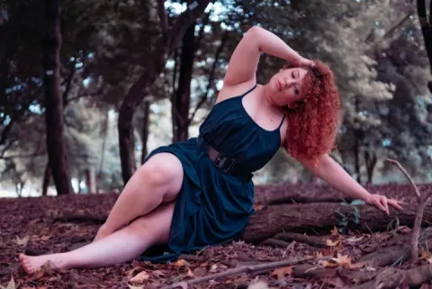 IsadiaRousso — Streamate Photos