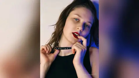 MollyMoretti — Dark Molly