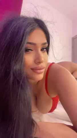 Kira_Krush — Streamate Photos