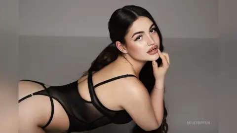 MileyBreen — 𝚐𝚘𝚍𝚍𝚎𝚜
