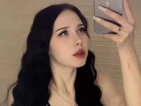 CorrinaWeirich cam model