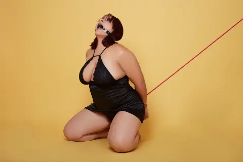SophieCurvess — Streamate Photos
