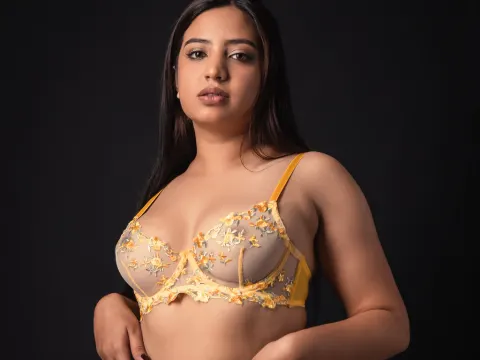 BiancaCruzz cam model