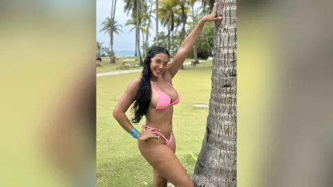 SeleneRouss — Sexy and relax 🧘🌴