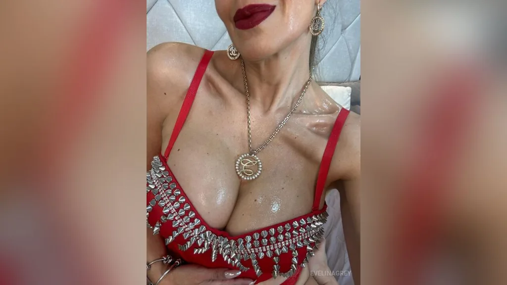 EvelinaGrey β Meet me π₯°π₯