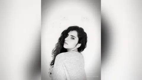 AmeliieMoon — Black and white
