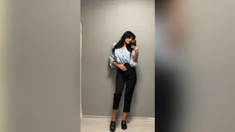 ZenoviaNoir — Selfie 🔥