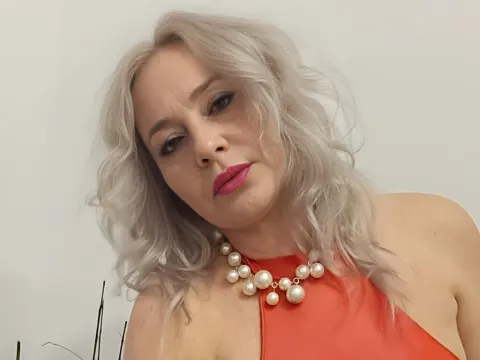 EmilyLoowe cam model