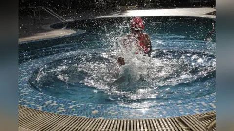 EvelyneSmith — Pool
