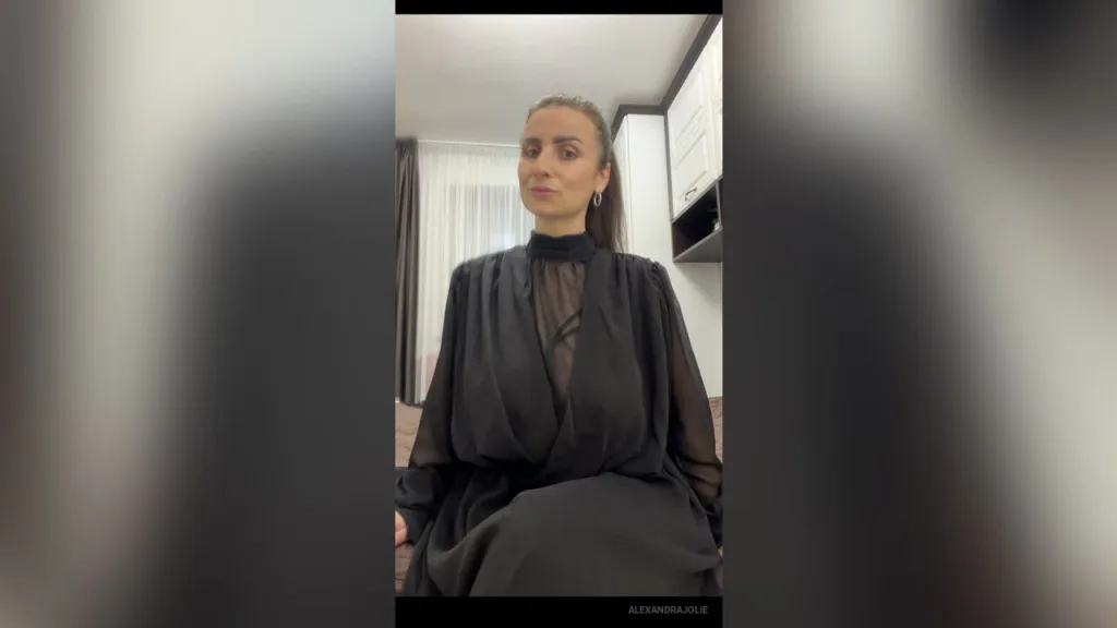 AlexandraJolie
