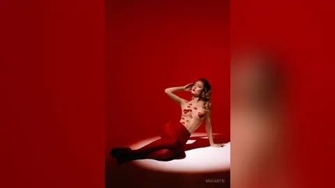 MiaCartie — 🥵hot  red