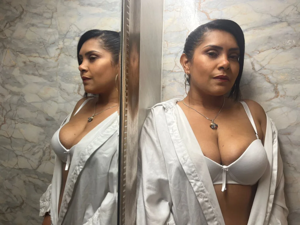 Barbbarasweett — Streamate Photos