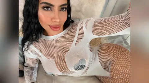 AnnyRoug — 💋