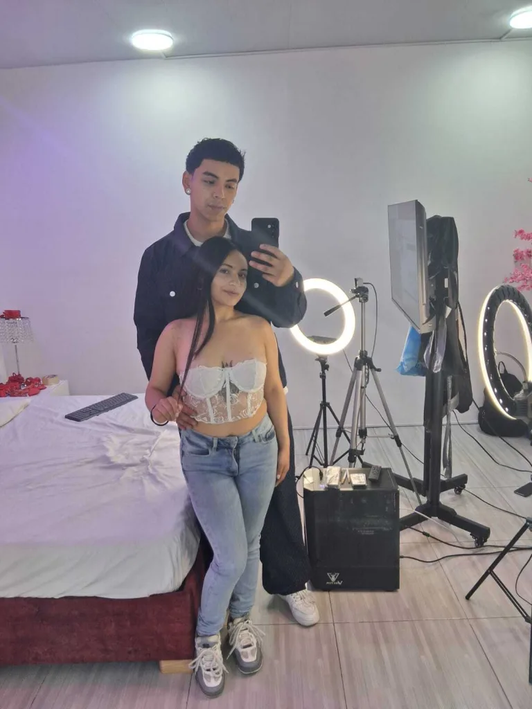 Sofisexxx69 — Streamate Photos
