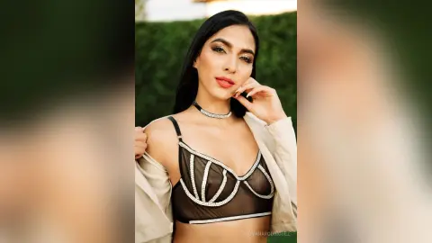 GiovanaRodriguez — A classic girl with modern fantasies 🎭