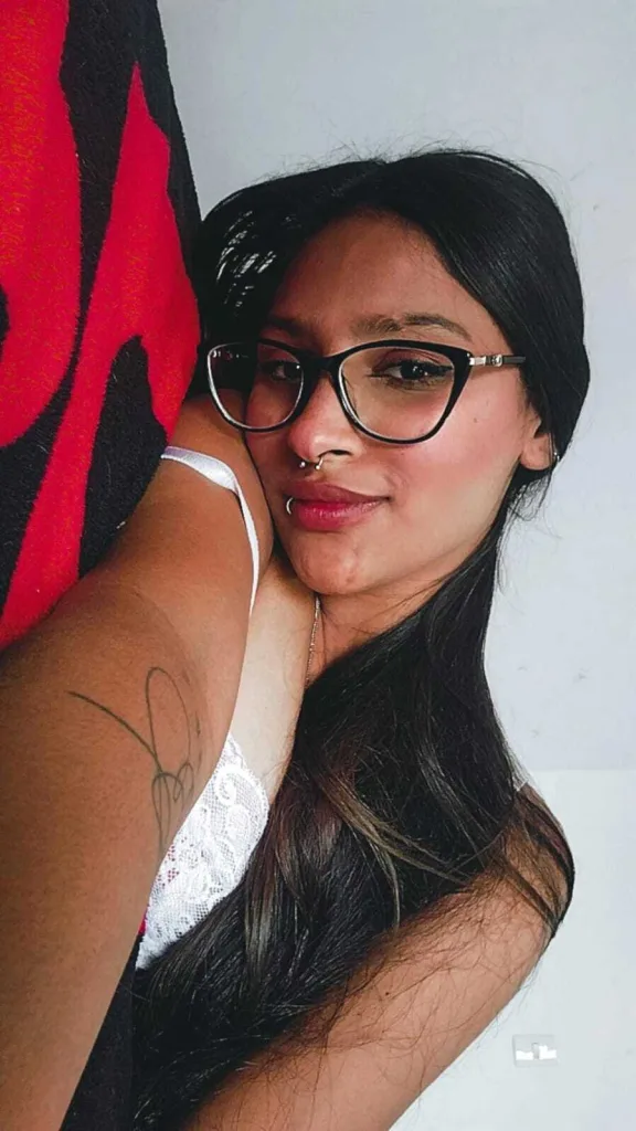 ScarletMonroy — Streamate Photos