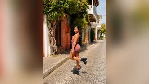 LauraSins — Cute pics
