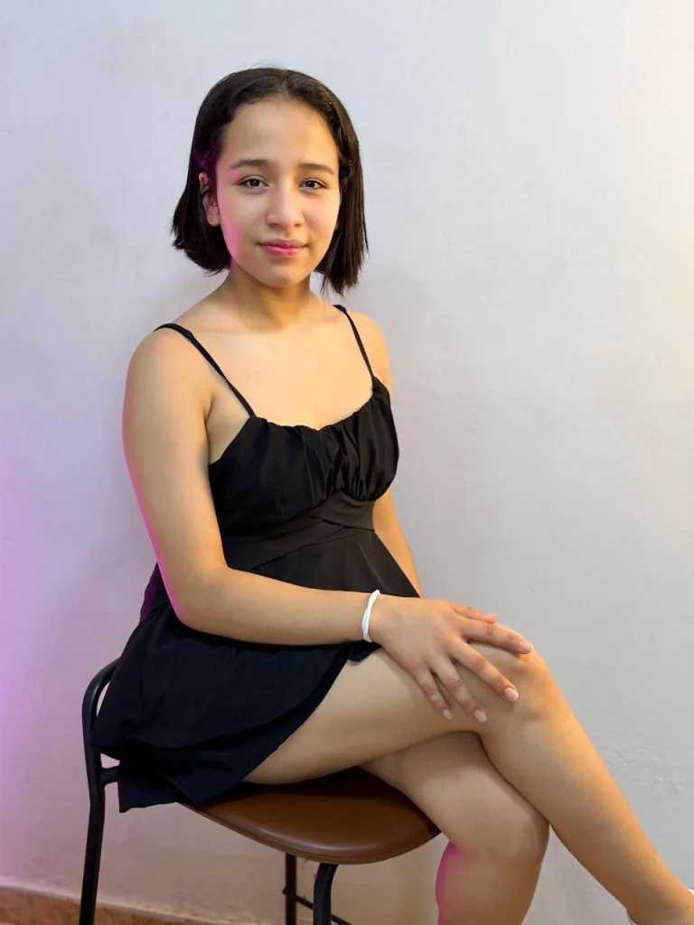 Luisa_606 — Streamate Photos