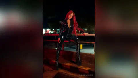 MacarenaBrigth — Latex7