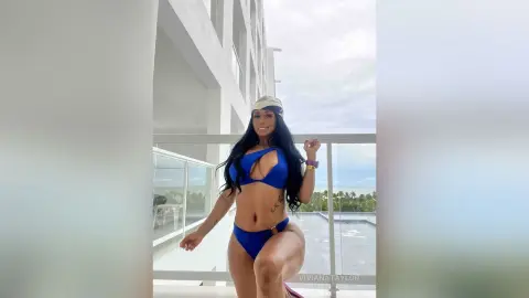 VivianaTaylor — .