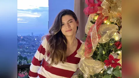AlexPiercee — Here’s you’r gift 🎁