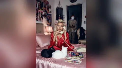 CharlotteMavis — Halloween