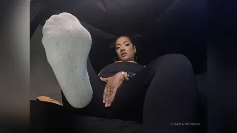 BlackwoodNani — Feet lover