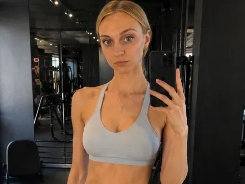 BeckieGuerro cam model