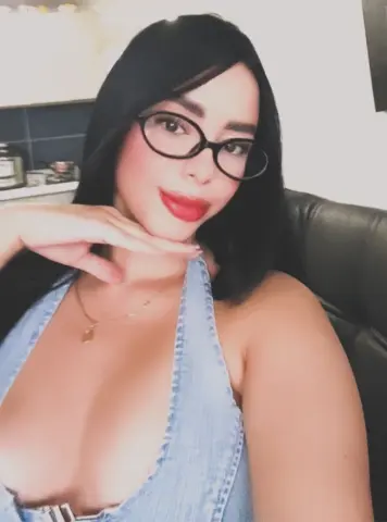 KarinaBellucci — Streamate Photos
