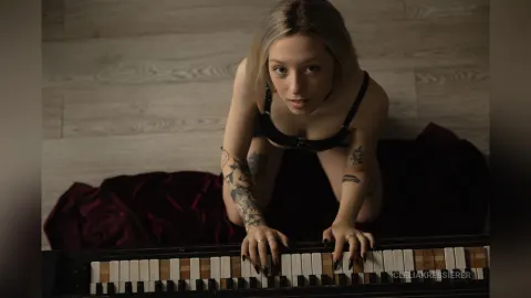 CleliaKressierer — For lovers of dark shades (part 2)