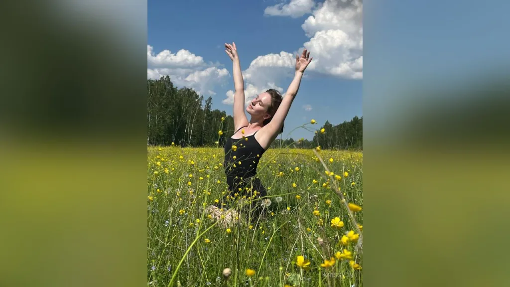KrissyJn — live cam